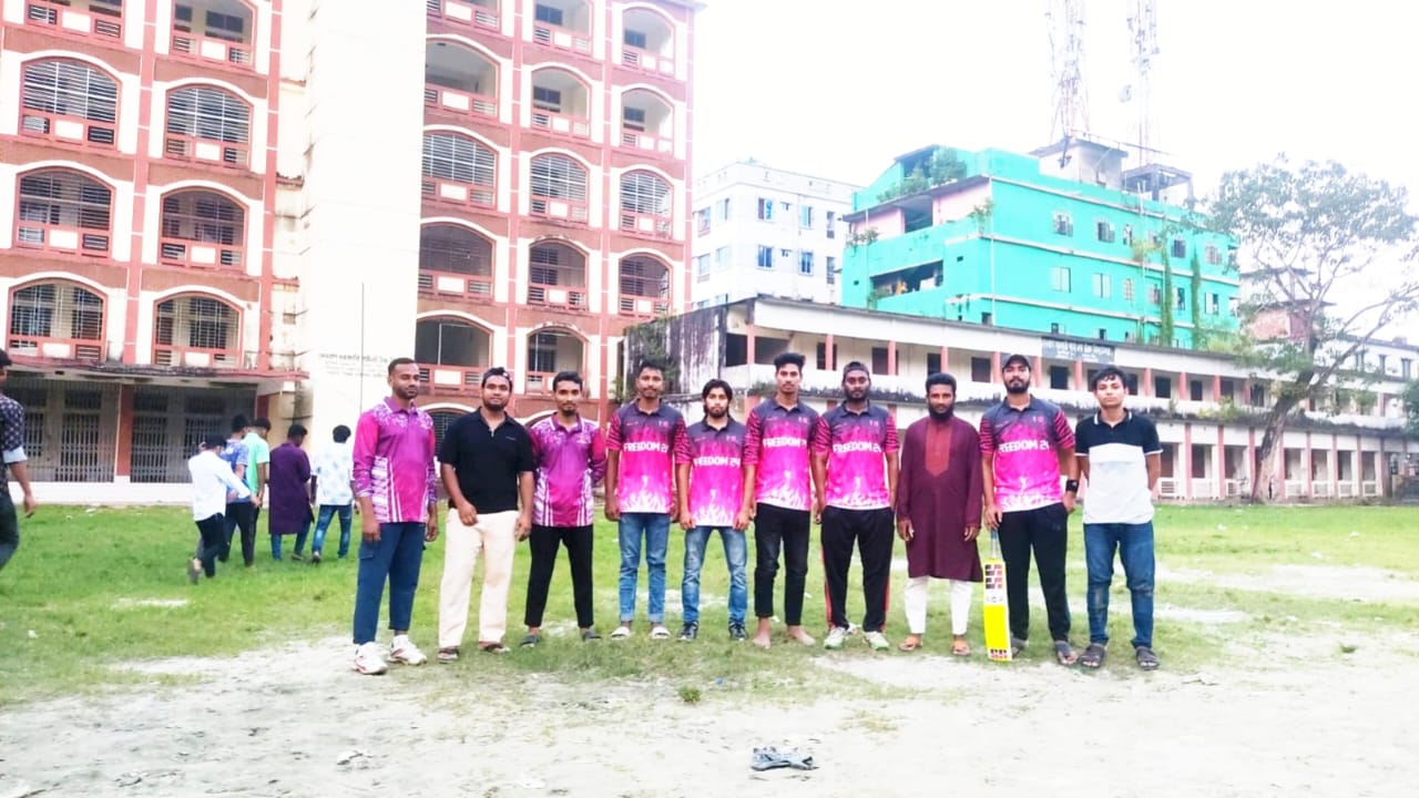 শেষ ওভারের রোমাঞ্চে ফ্রিডম-২৪ এর অবিশ্বাস্য জয়- রনির ঝড়ো ইনিংসে স্তব্ধ জায়ান্ট ক্রিকেটার্স!