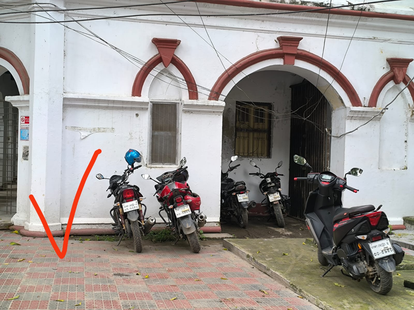 ফরিদপুরের সালথা থেকে ইমরান খাঁ নিখোঁজ, সন্ধান চেয়ে পরিবারের আকুতি