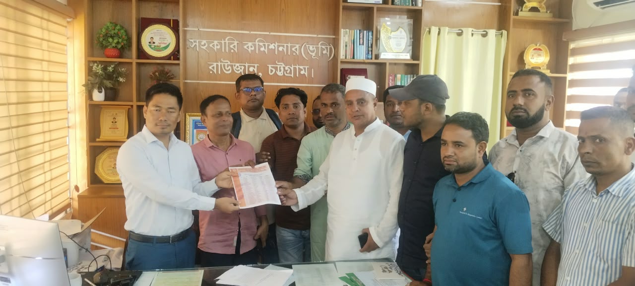 দুর্গাপূজায় শান্তি-সম্প্রীতি রক্ষায় ঐক্যবদ্ধ রাউজান